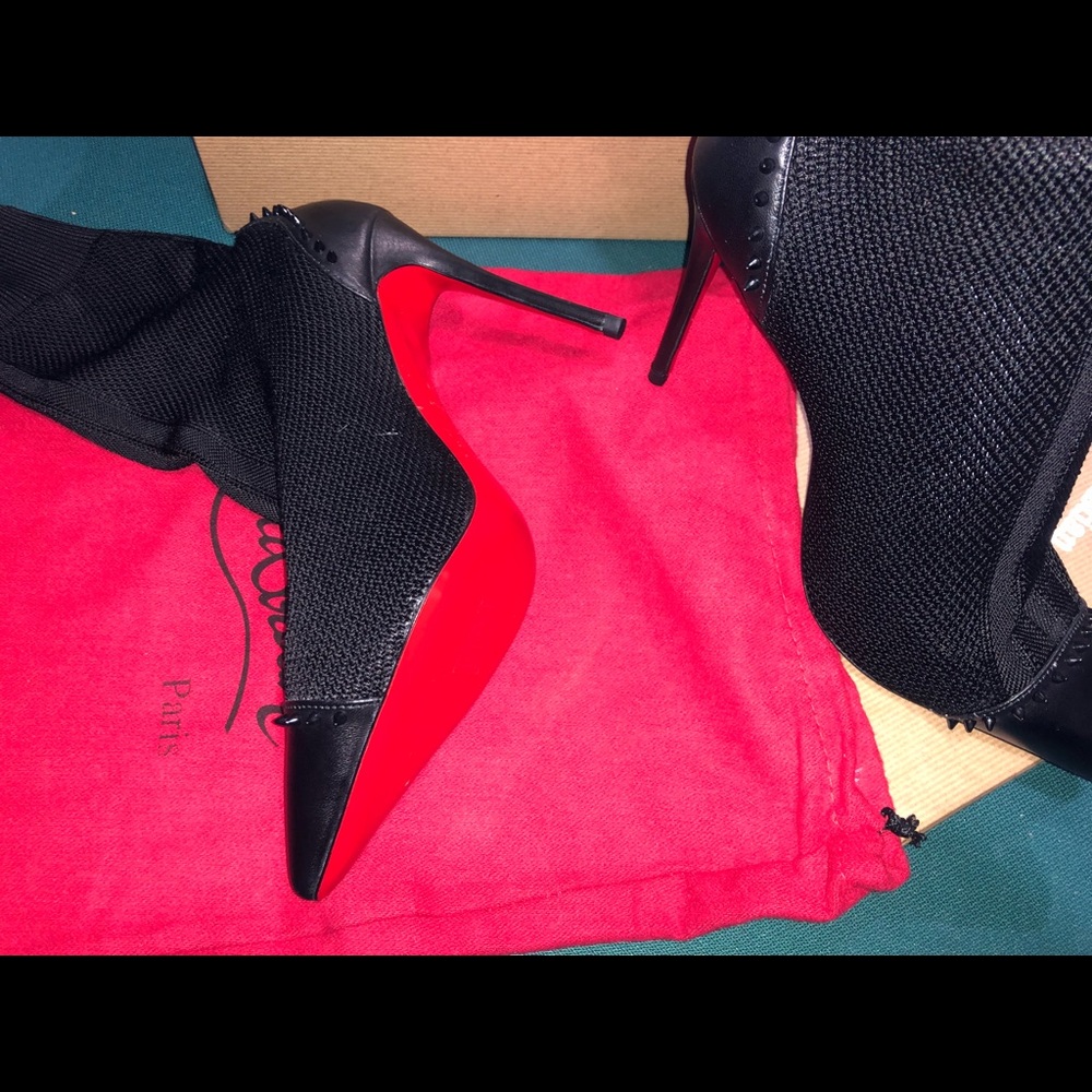 Dovi Dova Christian Louboutin - Picture 3 of 5